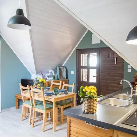 Apartament Naphoz Holddal Vendeghaz *