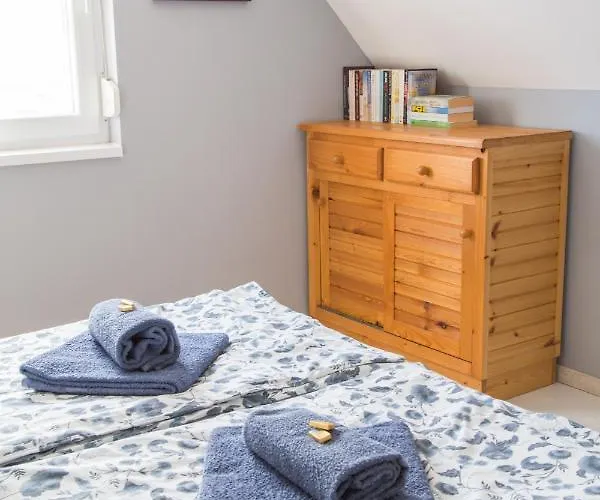 Naphoz Holddal Apartamento Kisapati
